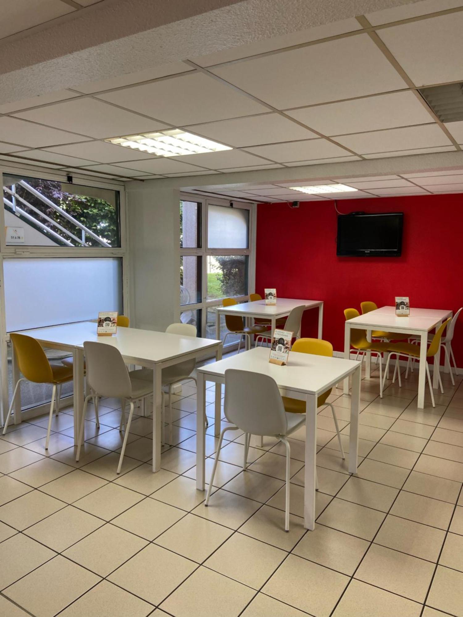 Premiere Classe Montlucon Saint Victor מראה חיצוני תמונה
